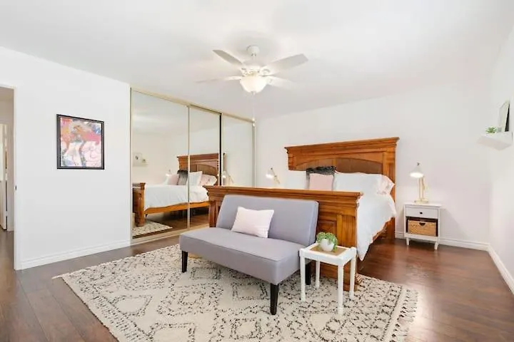 Modern Palm Springs Escape! Apartment