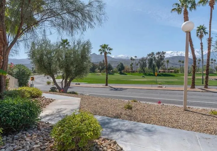 Modern Palm Springs Escape! Apartment United States
